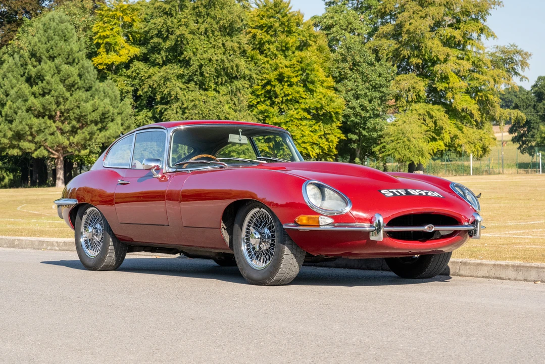 1969 Jaguar E-Type Series 2 - Image 2 of 31