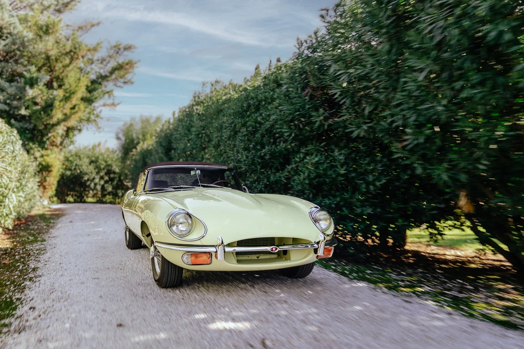 1969 Jaguar E-Type Series 2 - Image 10 of 31