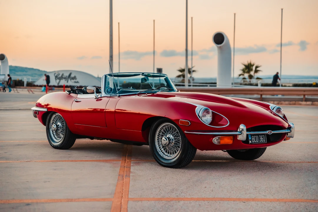 1969 Jaguar E-Type Series 2 - Image 2 of 31