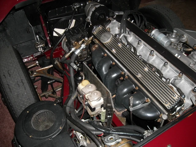 1969 Jaguar E-Type Series 2 - Image 3 of 4