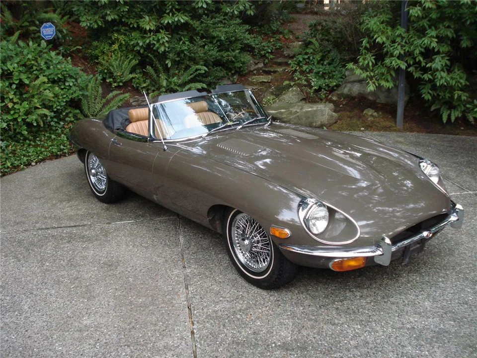 1969 Jaguar E-Type Series 2 - Image 2 of 4