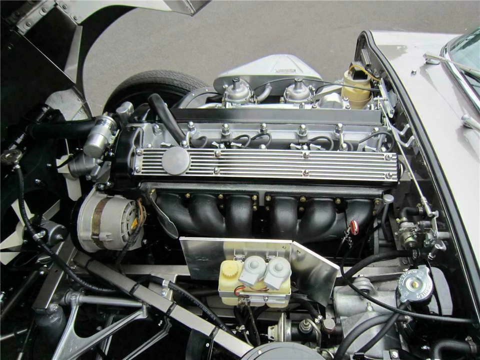 1969 Jaguar E-Type Series 2 - Image 3 of 5