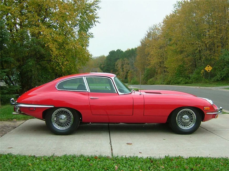 1969 Jaguar E-Type Series 2 - Image 5 of 5