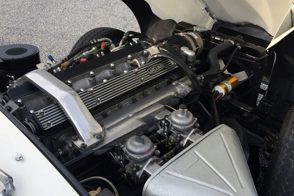 1969 Jaguar E-Type Series 2 - Image 3 of 5