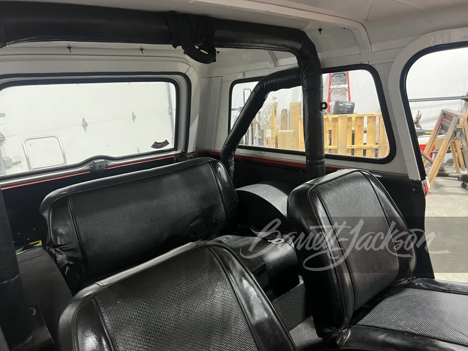 1969 Jeep Jeepster Commando - Image 6 of 10