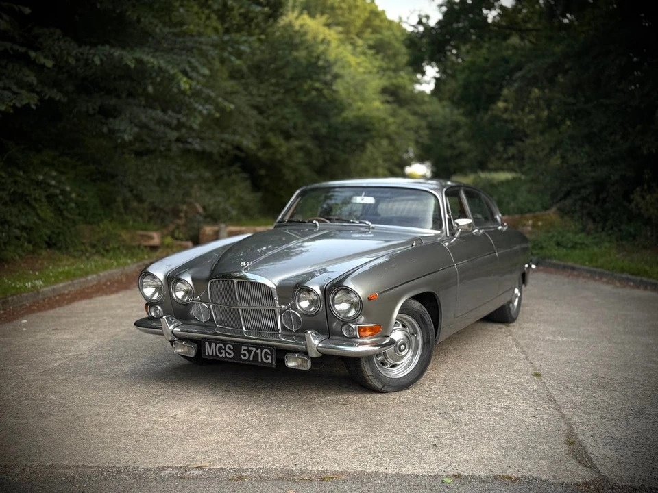 1969 Jaguar Mark X - Image 13 of 30