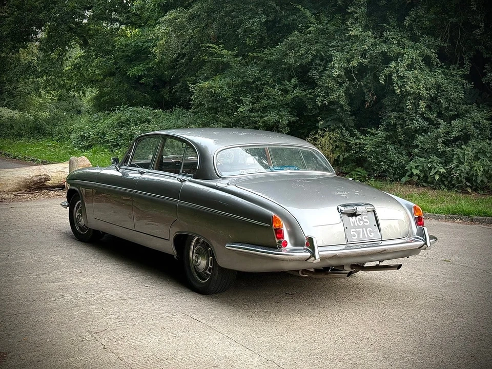 1969 Jaguar Mark X - Image 16 of 30