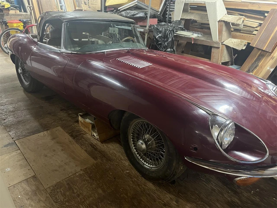 1969 Jaguar E-Type Series 2 - Image 5 of 5