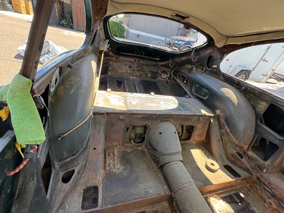 1969 Jaguar E-Type Series 2 - Image 10 of 21