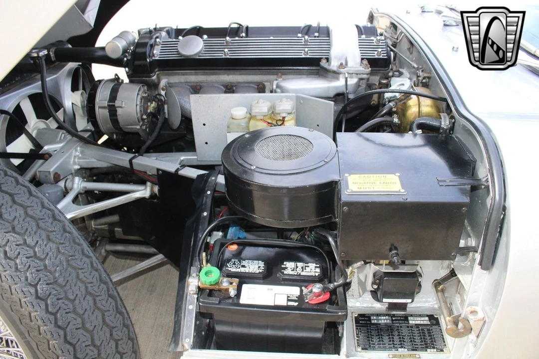 1969 Jaguar E-Type Series 2 - Image 19 of 21