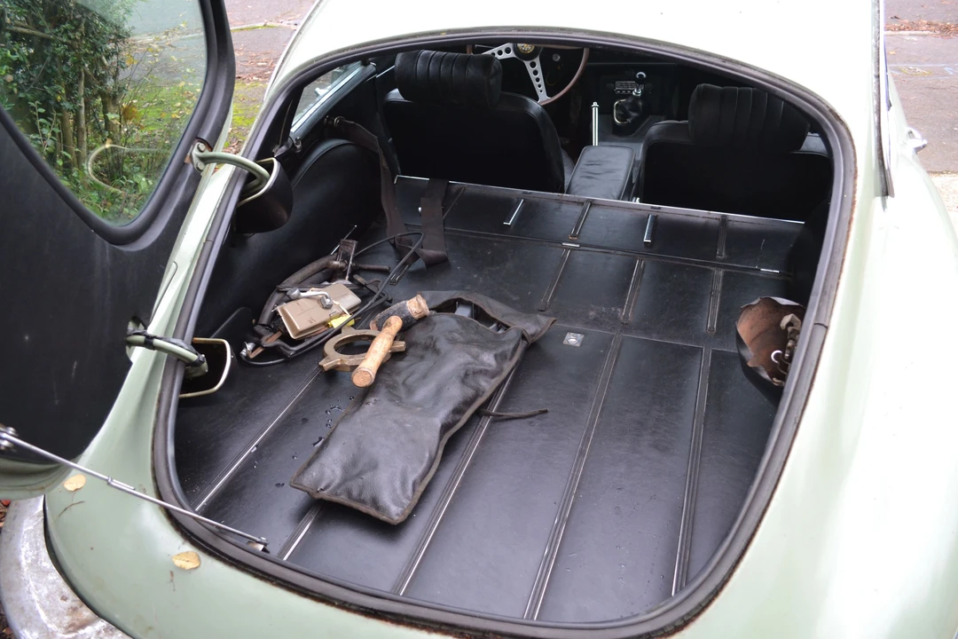 1969 Jaguar E-Type Series 2 - Image 2 of 6