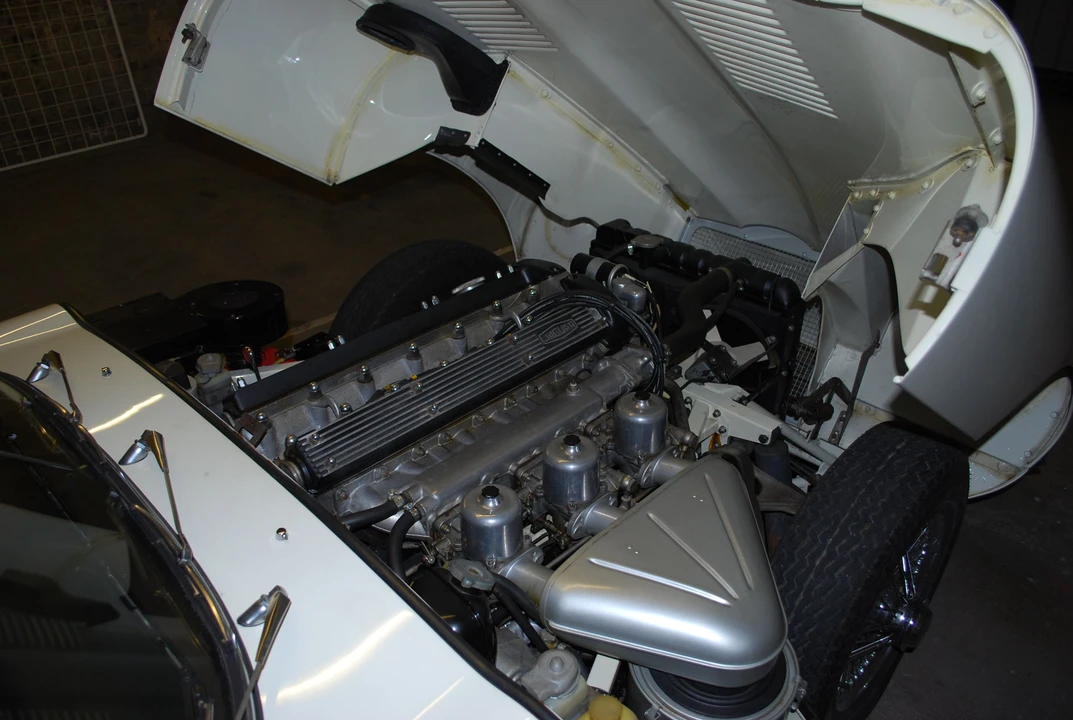 1969 Jaguar E-Type Series 2 - Image 3 of 6