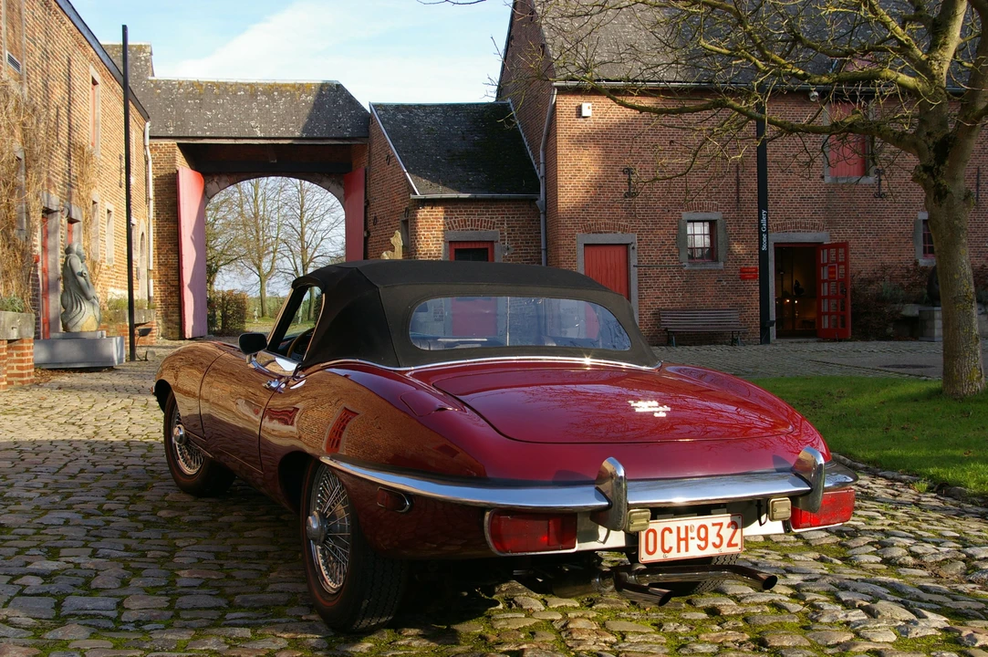 1969 Jaguar E-Type Series 2 - Image 6 of 6