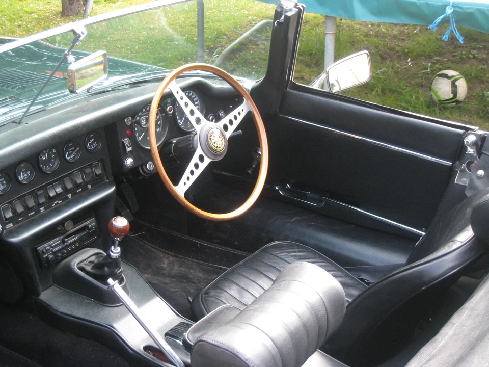 1969 Jaguar E-Type Series 2 - Image 2 of 8