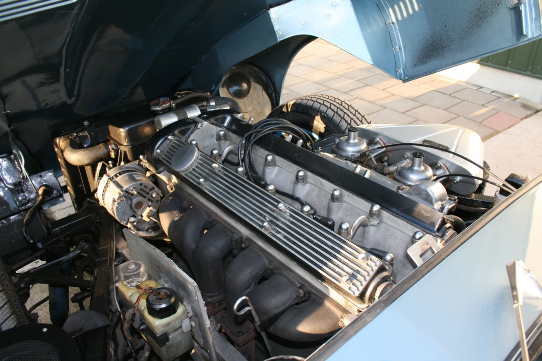 1969 Jaguar E-Type Series 2 - Image 2 of 5