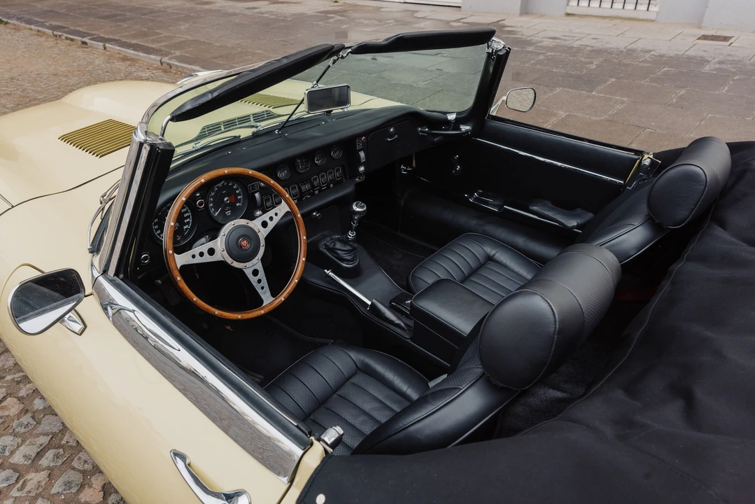 1969 Jaguar E-Type Series 2 - Image 3 of 31