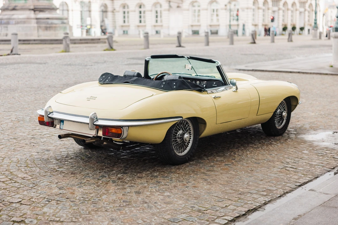 1969 Jaguar E-Type Series 2 - Image 18 of 31