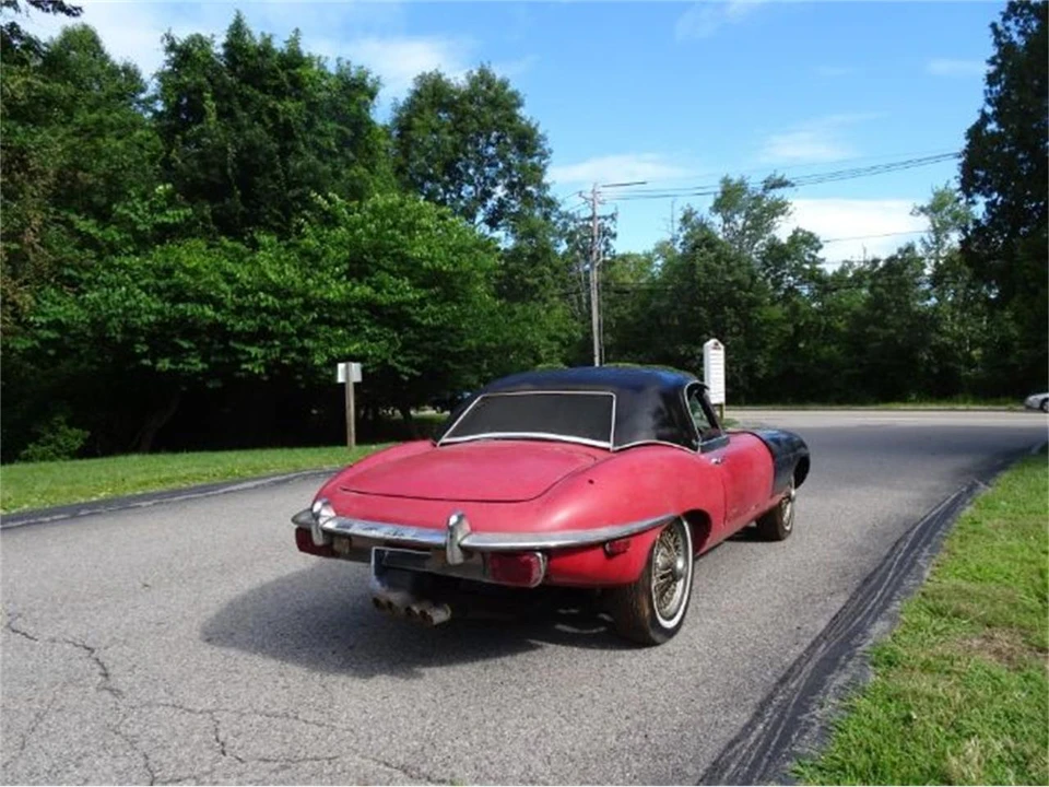 1969 Jaguar E-Type Series 2 - Image 12 of 29