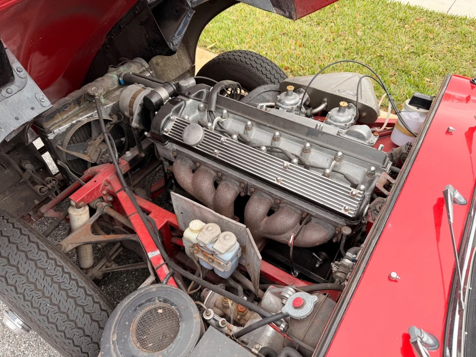 1969 Jaguar E-Type Series 2 - Image 18 of 21