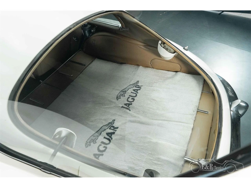 1969 Jaguar E-Type Series 2 - Image 17 of 18