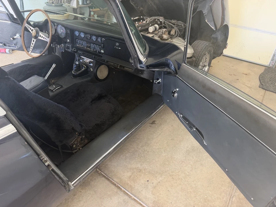 1969 Jaguar E-Type Series 2 - Image 16 of 21