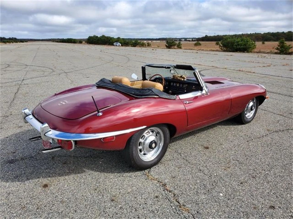 1969 Jaguar E-Type Series 2 - Image 8 of 10