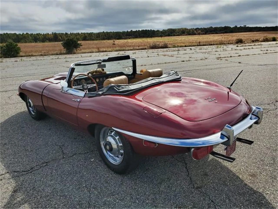 1969 Jaguar E-Type Series 2 - Image 5 of 10