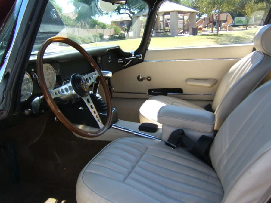 1969 Jaguar E-Type Series 2 - Image 4 of 12