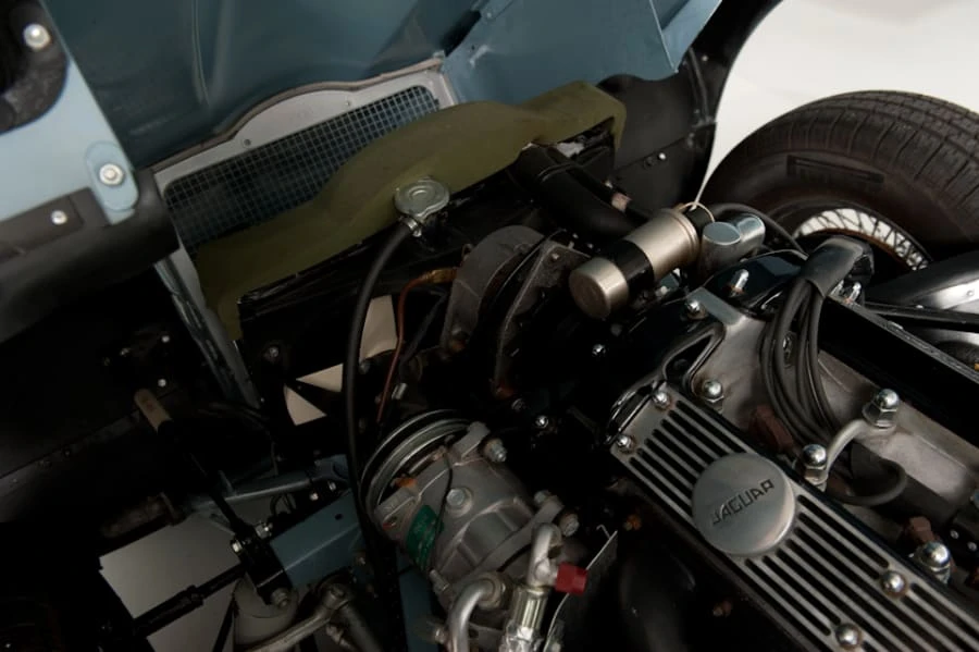 1969 Jaguar E-Type Series 2 - Image 7 of 8