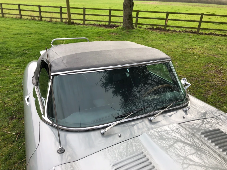 1969 Jaguar E-Type Series 2 - Image 14 of 17