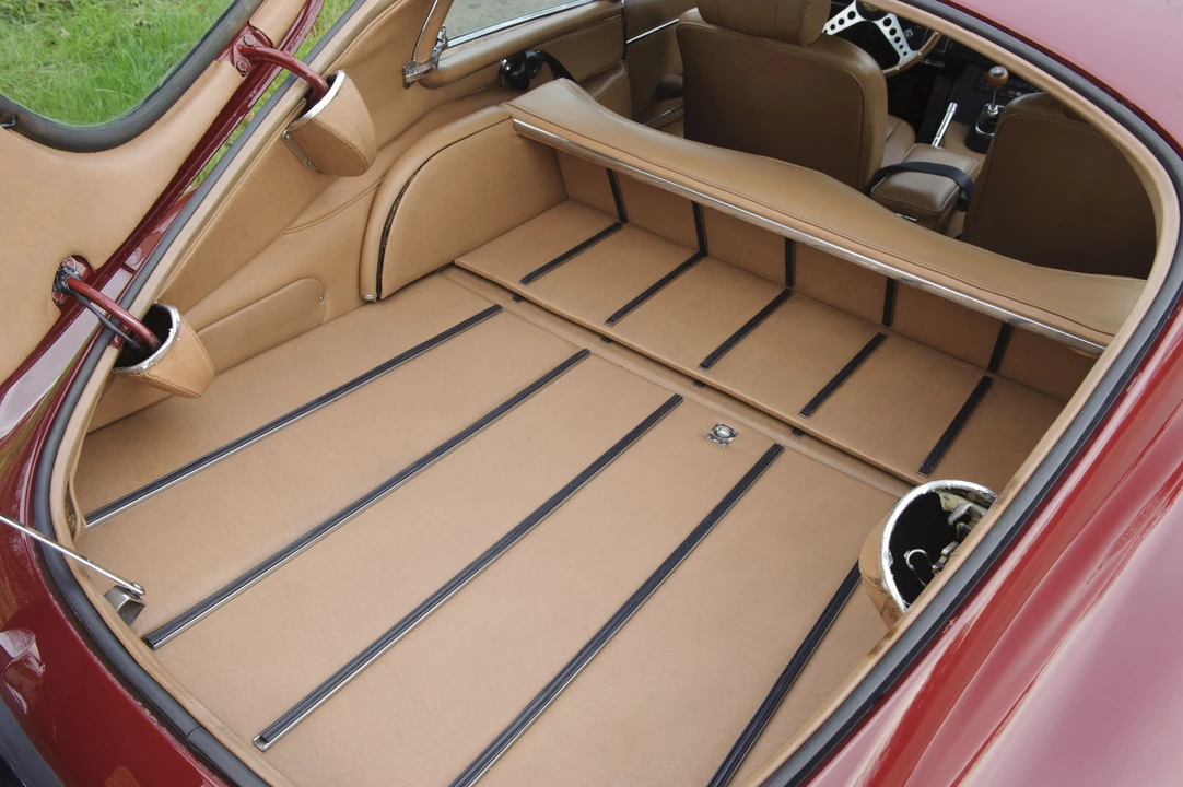 1969 Jaguar E-Type Series 2 2+2 - Image 14 of 19