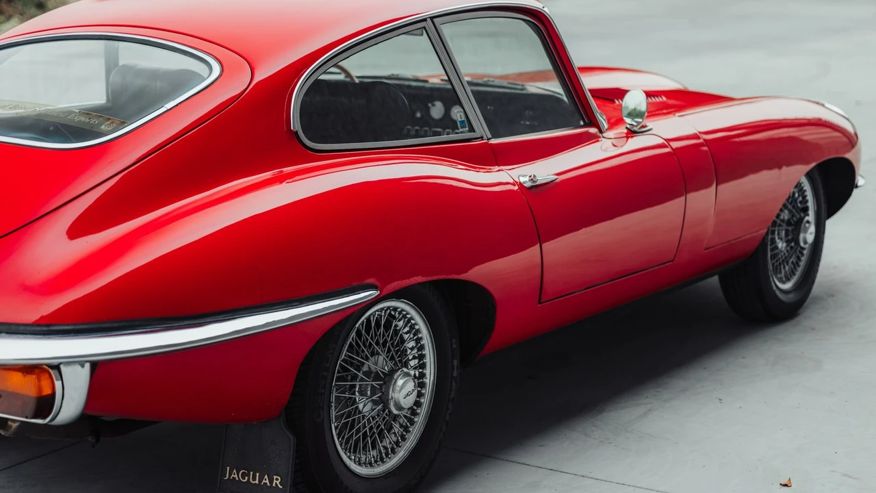 1969 Jaguar E-Type Series 2 - Image 28 of 31