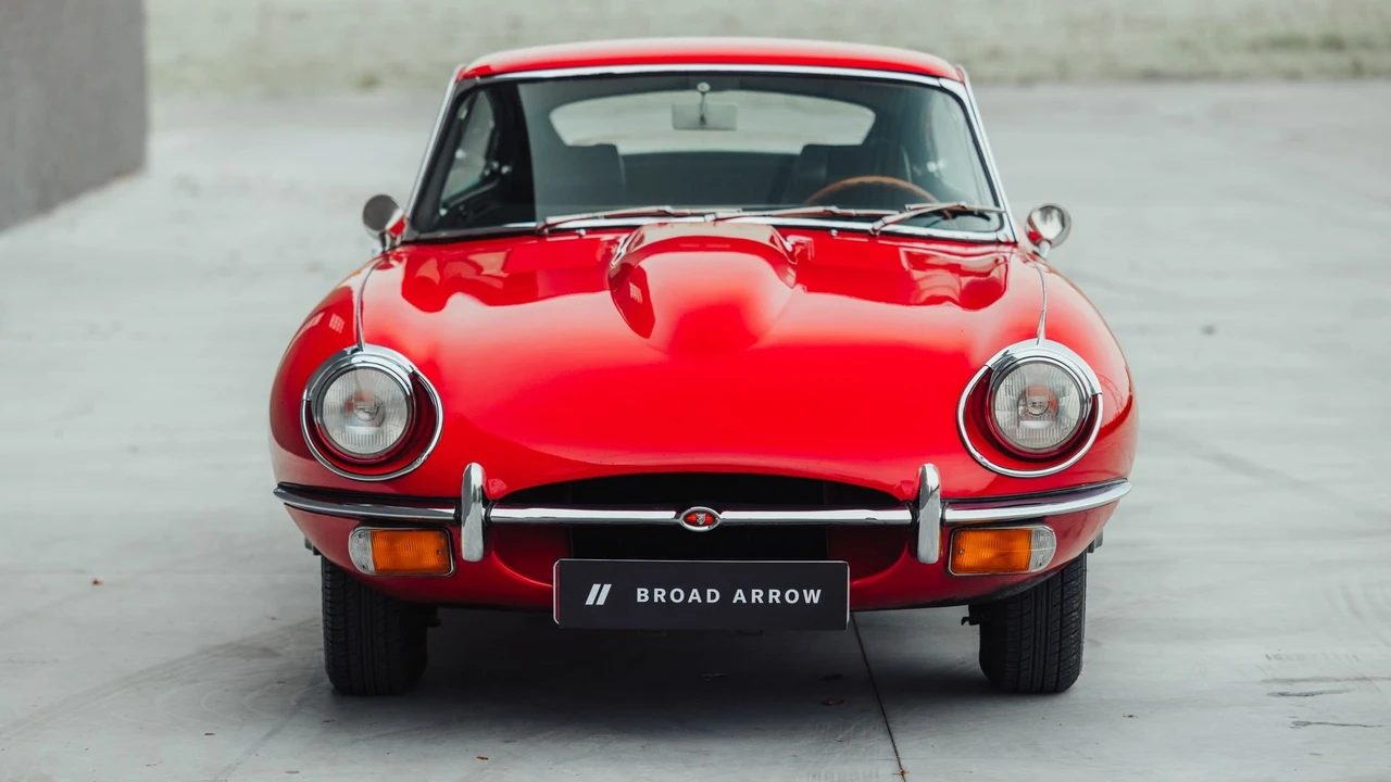 1969 Jaguar E-Type Series 2 - Image 8 of 31