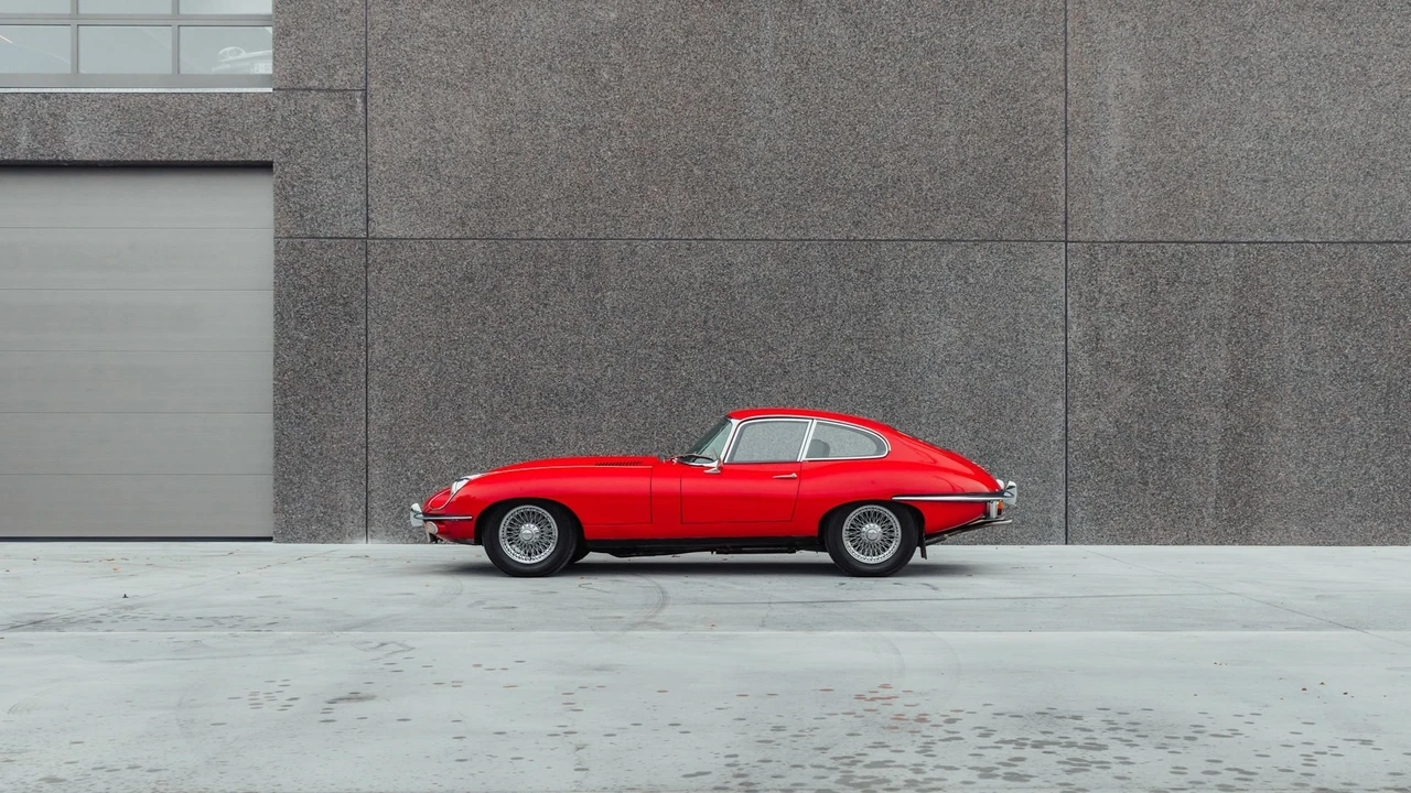 1969 Jaguar E-Type Series 2 - Image 16 of 31