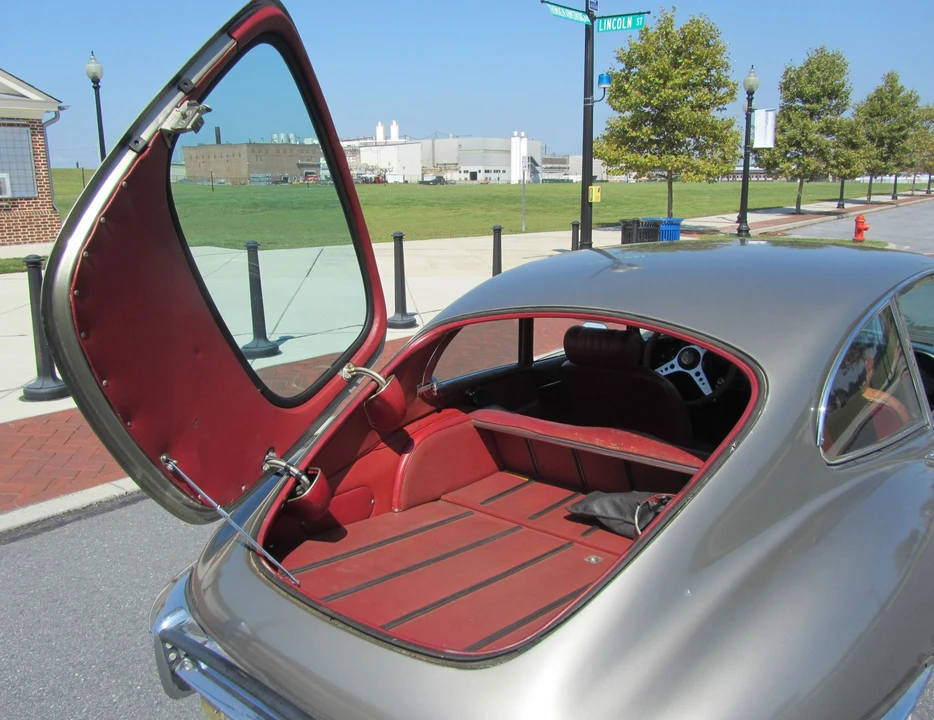 1969 Jaguar E-Type Series 2 2+2 - Image 6 of 7