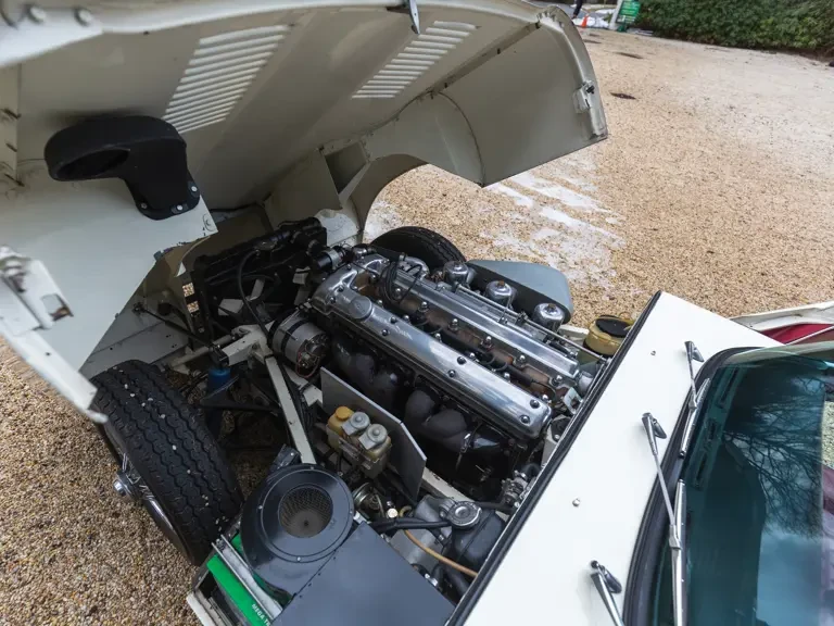 1969 Jaguar E-Type Series 2 - Image 19 of 22
