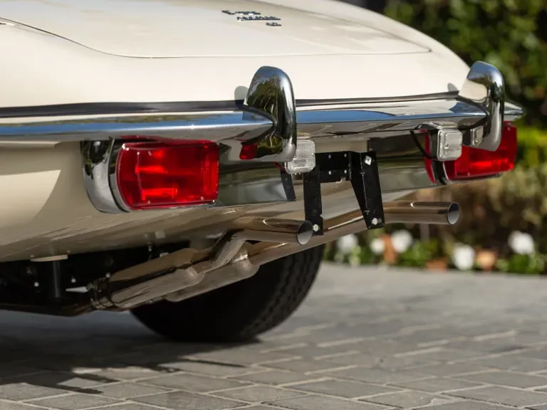 1969 Jaguar E-Type Series 2 - Image 25 of 31