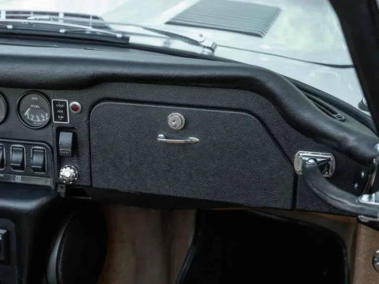 1969 Jaguar E-Type Series 2 - Image 22 of 31