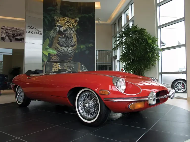 1969 Jaguar E-Type Series 2 - Image 2 of 2