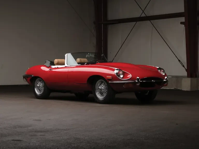 1969 Jaguar E-Type Series 2 - Image 2 of 2