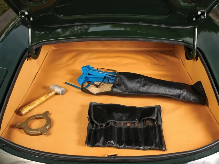1969 Jaguar E-Type Series 2 - Image 27 of 29