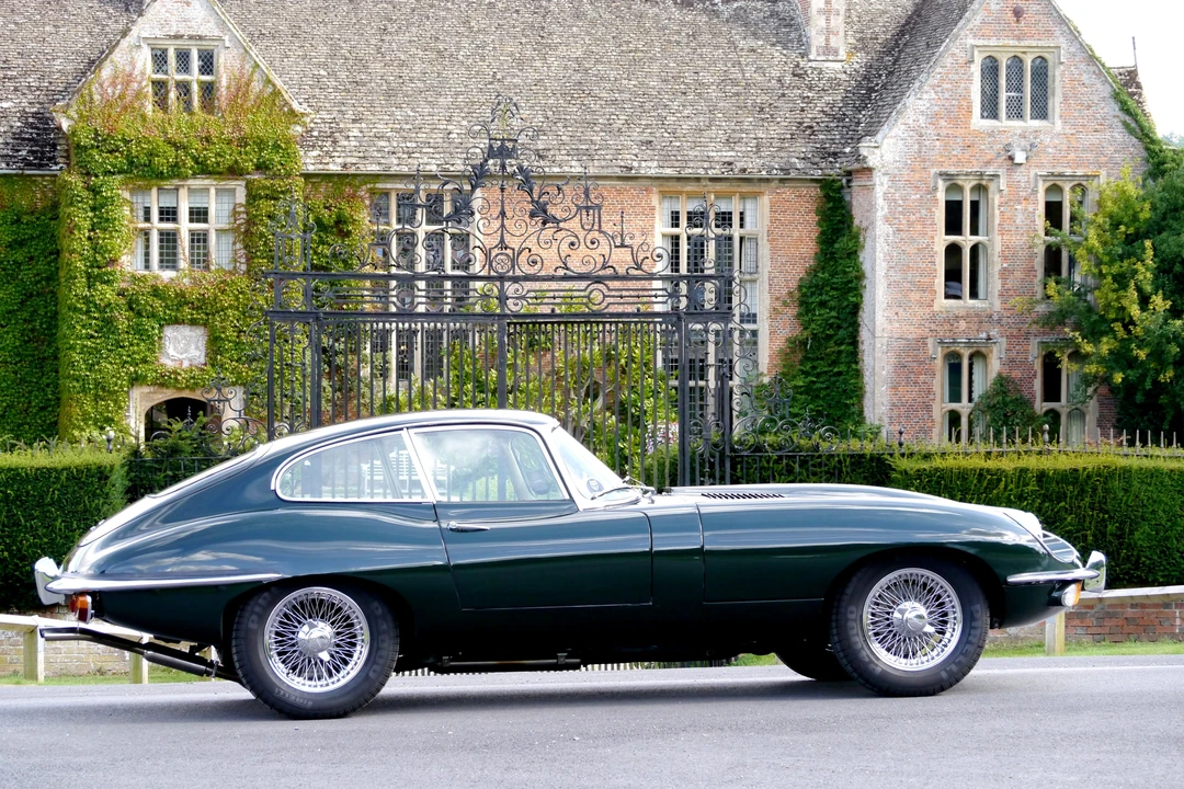 1969 Jaguar E-Type Series 2 - Image 7 of 8