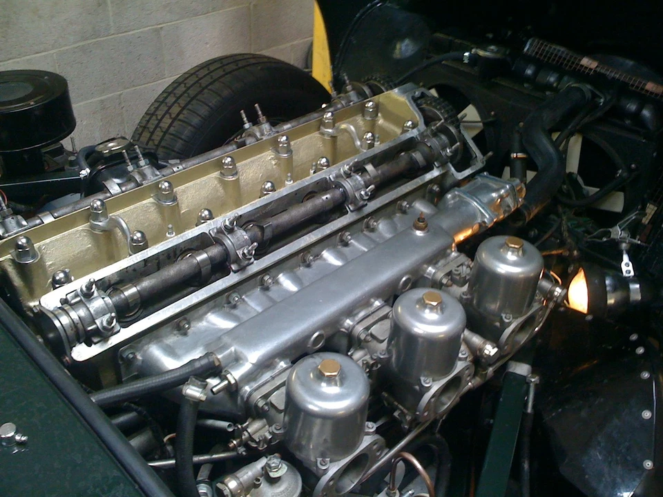 1969 Jaguar E-Type Series 2 - Image 3 of 8