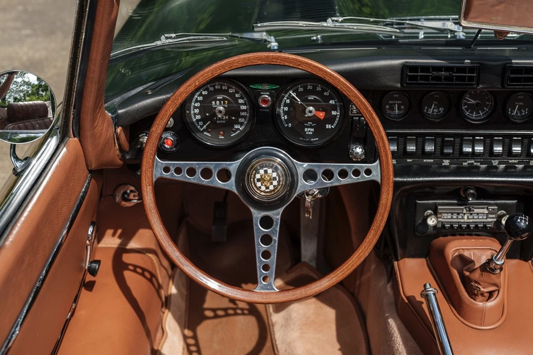 1969 Jaguar E-Type Series 2 - Image 16 of 30