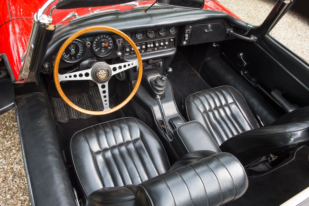 1969 Jaguar E-Type Series 2 - Image 18 of 24