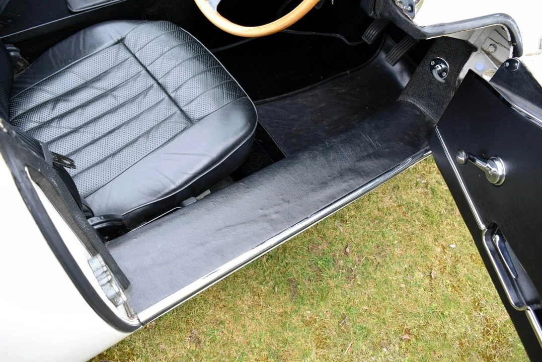 1969 Jaguar E-Type Series 2 - Image 30 of 30