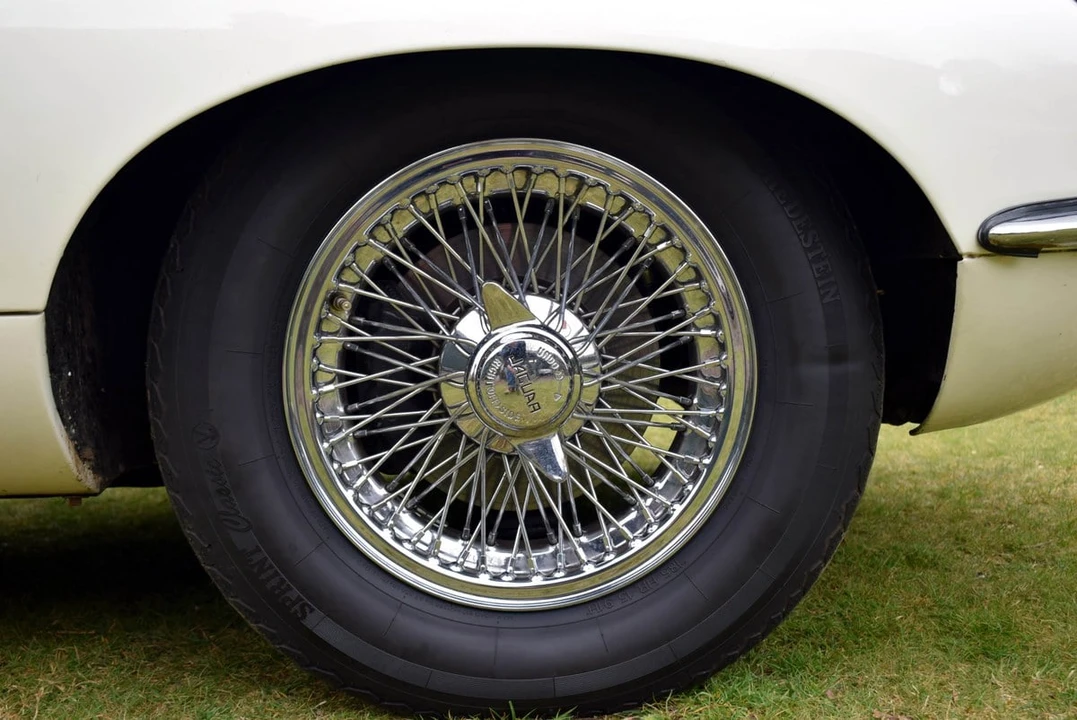 1969 Jaguar E-Type Series 2 - Image 17 of 30