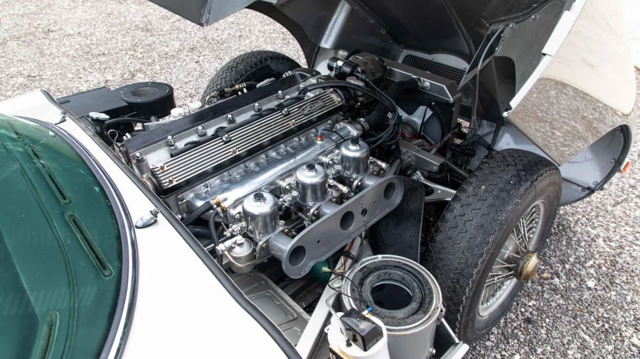 1969 Jaguar E-Type Series 2 2+2 - Image 7 of 12