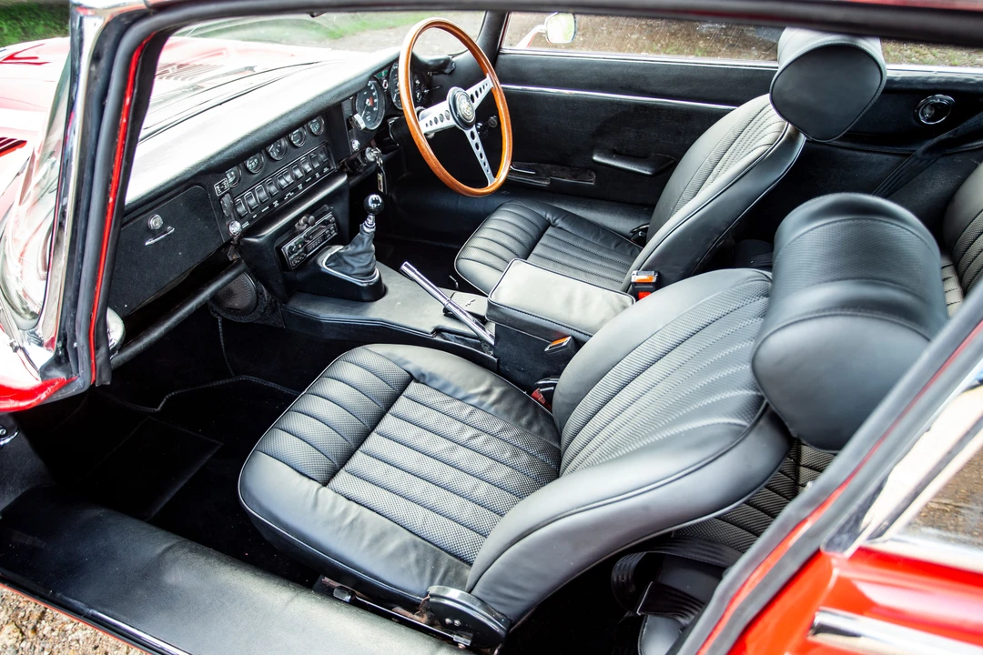 1969 Jaguar E-Type Series 2 2+2 - Image 10 of 12