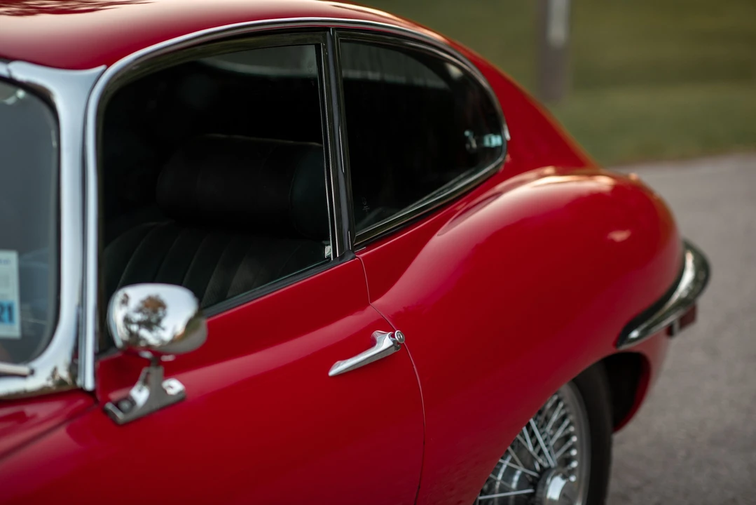 1969 Jaguar E-Type Series 2 - Image 8 of 31